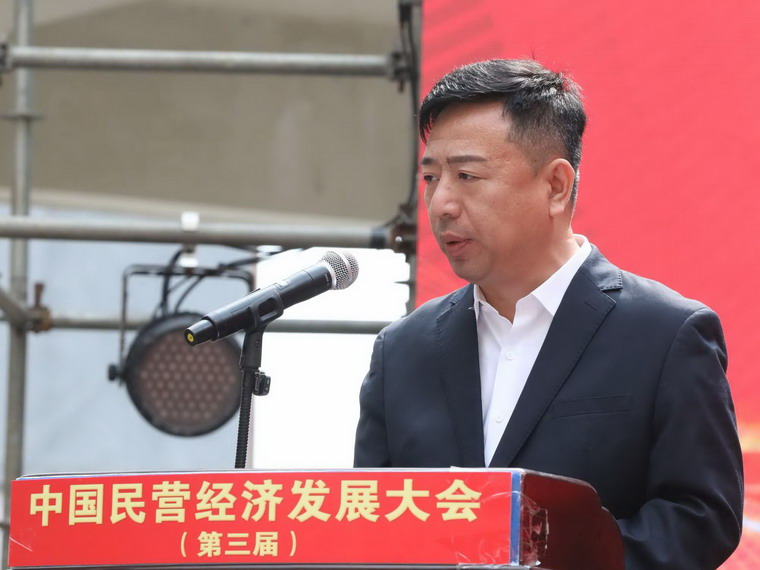 赵鹏.jpg